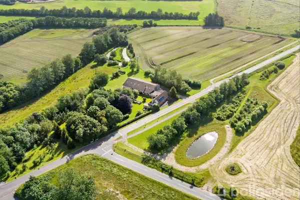 Landejendom på Tim Kirkevej 12, 6980 Tim