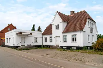 Villa på Hovedgaden 28, Lov, 4700 Næstved