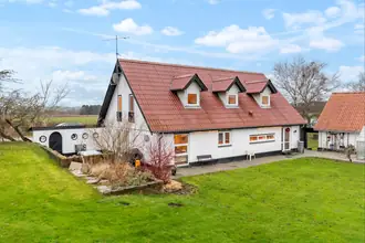 Villa på Randersvej 92, Bendstrup, 8544 Mørke