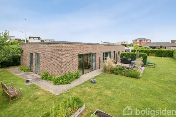 Villa på Løgten Østervej 110, 8541 Skødstrup