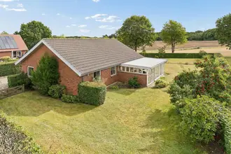 Villa på Mosegårdsvej 5, Sparkær, 8800 Viborg