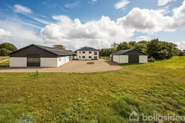 Landejendom på Stenneskærvej 7, 6200 Aabenraa