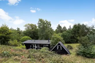 Fritidshus på Gl. Kirkebjerg 75, Stødov, 8420 Knebel