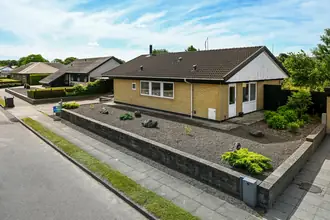 Villa på Umanakvej 98, 6715 Esbjerg N