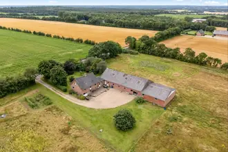 Landejendom på Fjelstrupvej 12, Fjelstrup, 6920 Videbæk