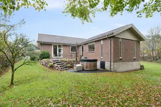 Villa på Solbakkevej 12, Nørlem, 7620 Lemvig