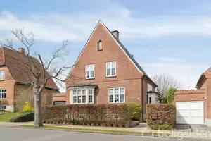 Villa på Poul Møllers Vej 3, 5230 Odense M