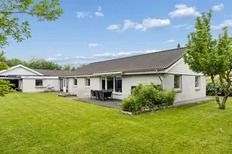 Villa på Stenløkken 26, Hjallese, 5260 Odense S