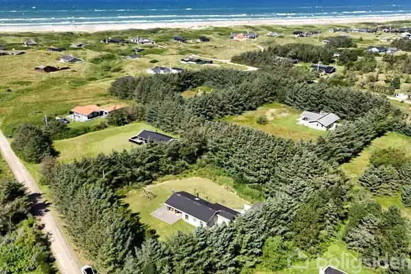 Fritidsbolig på Madsinesvej 4, 9480 Løkken