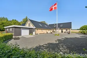 Landejendom på Borlevvej 17, 6040 Egtved