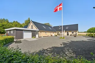 Villa på Borlevvej 17, Gravens, 6040 Egtved