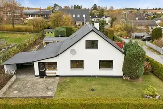 Villa på Tværvej 3, Tulstrup, 3400 Hillerød