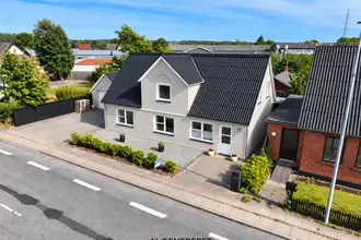 Villa på Ålborgvej 417, 9352 Dybvad