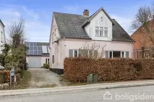 Villa på Lundby Hovedgade 83, 4750 Lundby