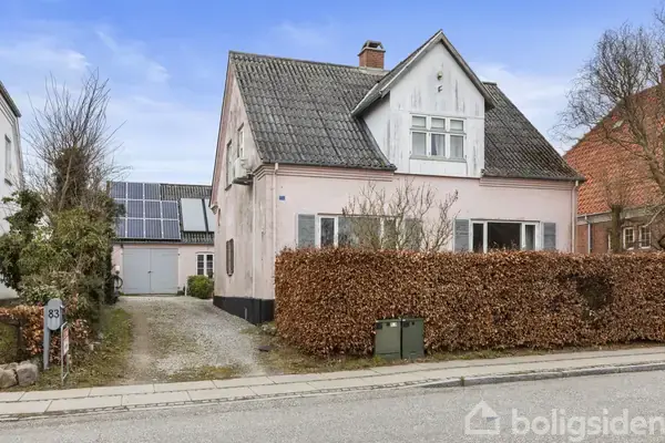 Villa på Lundby Hovedgade 83, 4750 Lundby