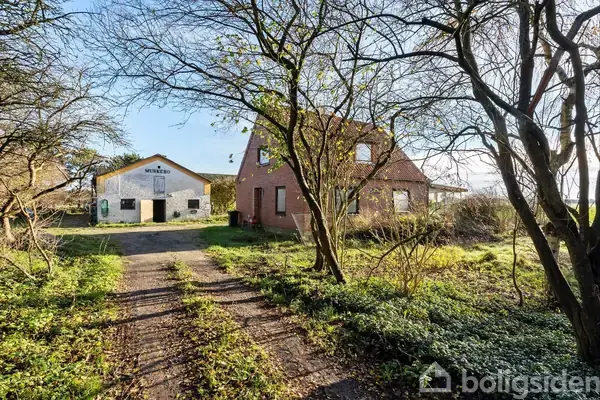 Helårsgrund på Hedevej 94, 9430 Vadum