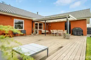 Villa på Ravnsøvej 18A, 6705 Esbjerg Ø