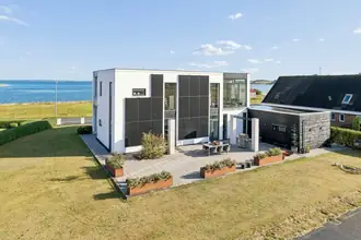 Villa på Sundvej 6, Sundstrup, 8832 Skals