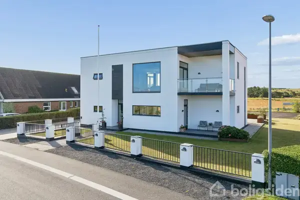 Villa på Sundvej 6, 8832 Skals