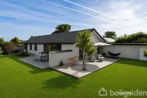 Villa på Kirkevej 39, 9440 Aabybro