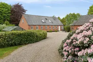 Landejendom på Bryrupvej 27, 8800 Viborg