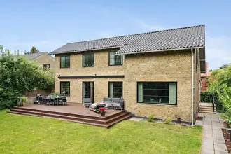 Villa på Troels-Lunds Vej 32, 2000 Frederiksberg