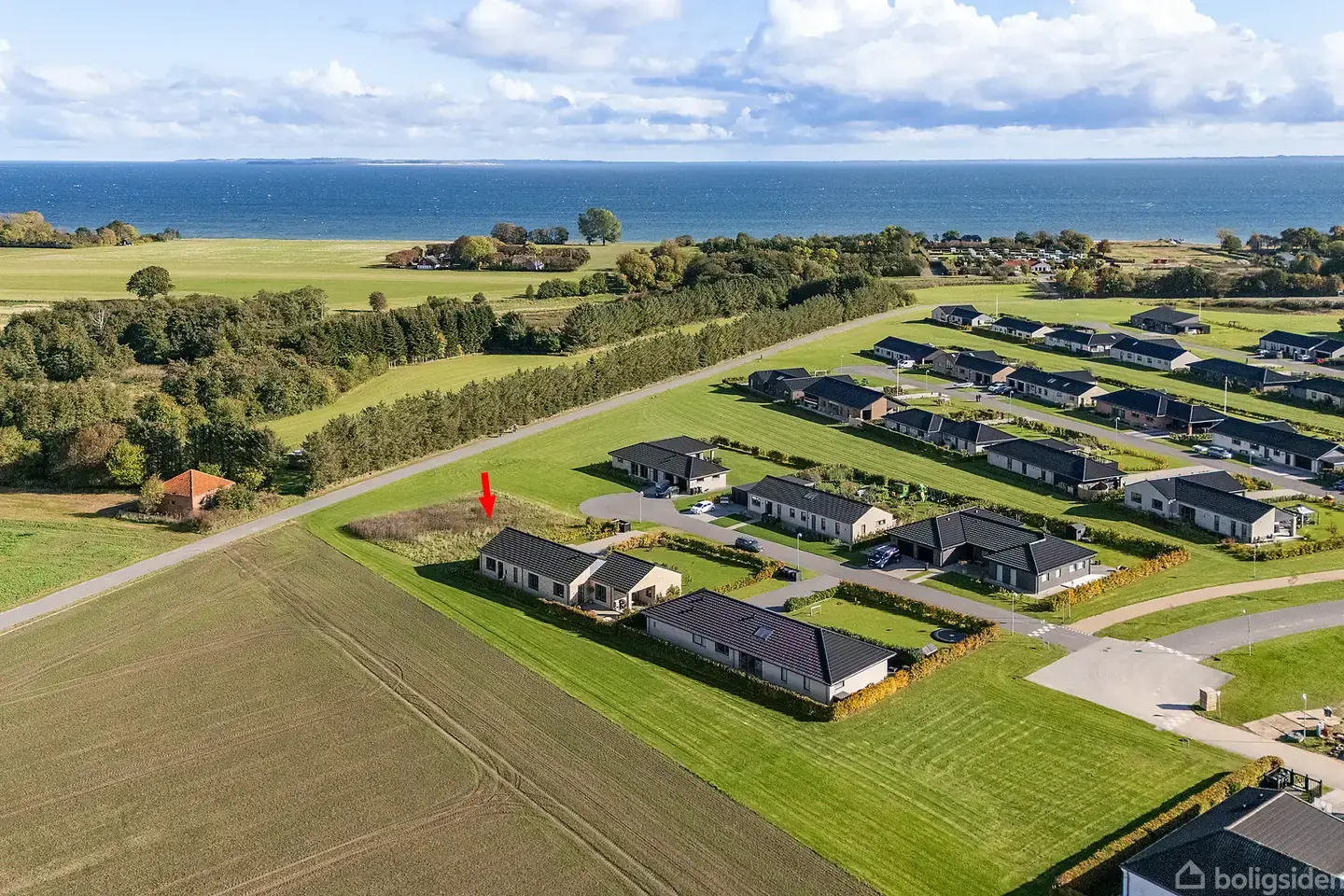 Helårsgrund på Hou Strandpark 114, 8300 Odder