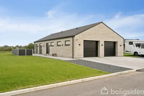 Villa på Vesterengen 21, 6052 Viuf