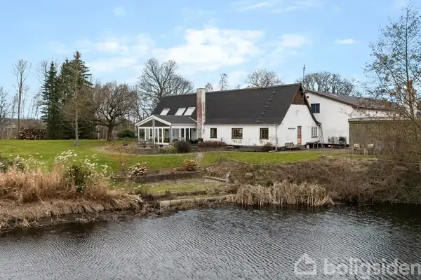 Landejendom på Agiltevej 1, 2970 Hørsholm