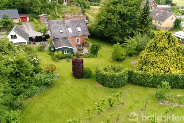 Villa på Balevej 1, 8544 Mørke