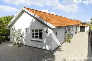 Villa på Dalumgårds Allé 17, 5250 Odense SV