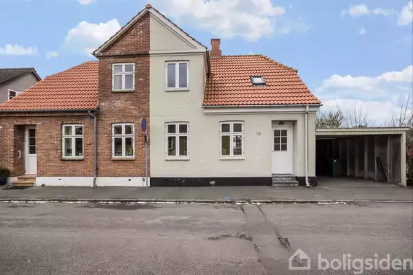 Rækkehus på Kannikestræde 13, 3720 Aakirkeby