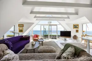Villa på Strandvejen 110A, 3070 Snekkersten