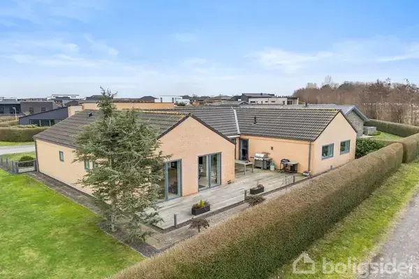 Villa på Bispehaven 33, 9440 Aabybro