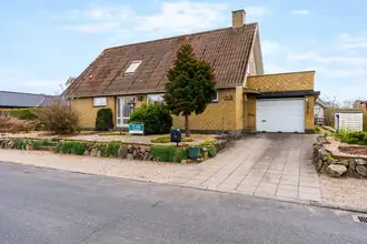 Villa på Åløkkevej 10, 5762 Vester Skerninge