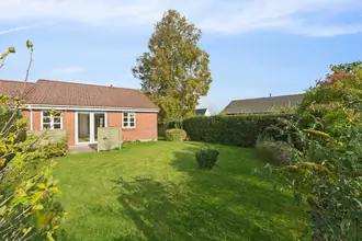 Rækkehus på Tværvej 64A, 5700 Svendborg