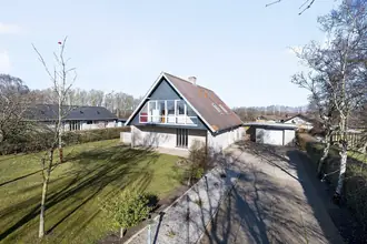 Villa på Kærgaardsvej 12, 9681 Ranum