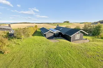 Fritidshus på Helhøj 13, Landborup, 8420 Knebel