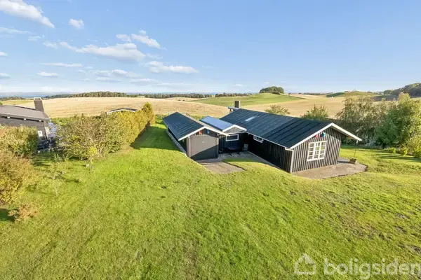 Fritidsbolig på Helhøj 13, 8420 Knebel