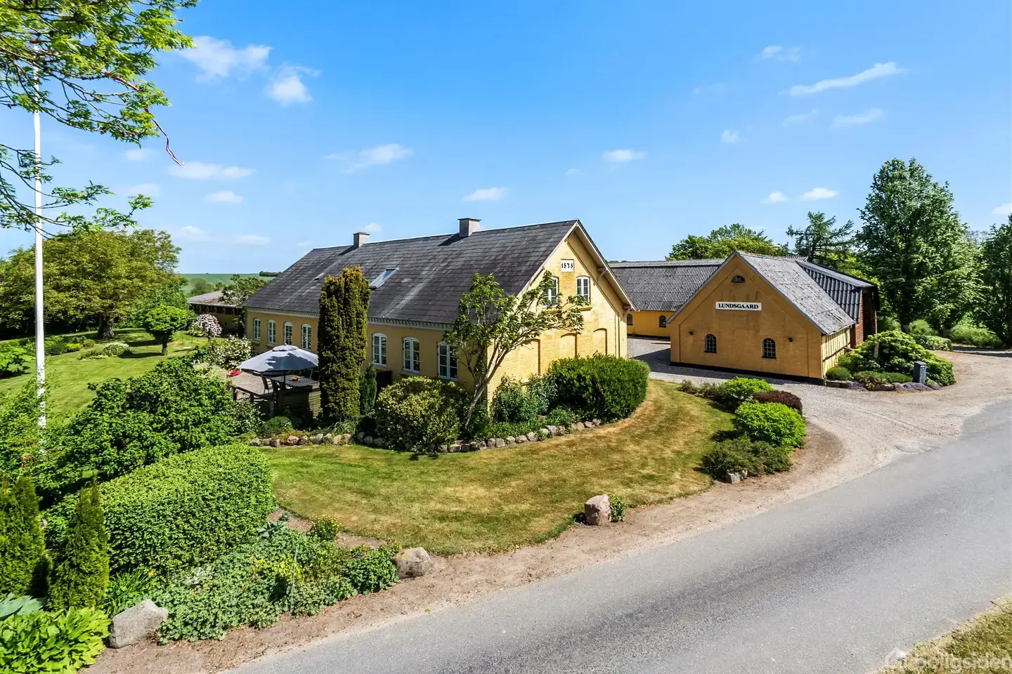 Landejendom på Rue Hed 12, 5462 Morud