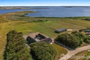 Landejendom på Tambjergvej 12, 6950 Ringkøbing