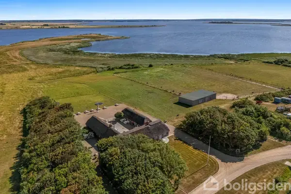 Landejendom på Tambjergvej 12, 6950 Ringkøbing