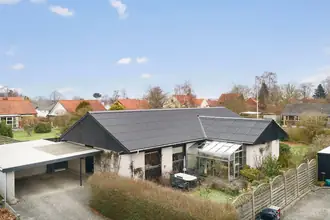 Villa på Fyrrevænget 7, Sundby, 4800 Nykøbing F
