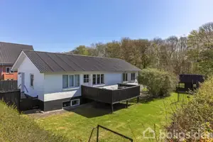 Villa på Sdr Alle 25, 9760 Vrå