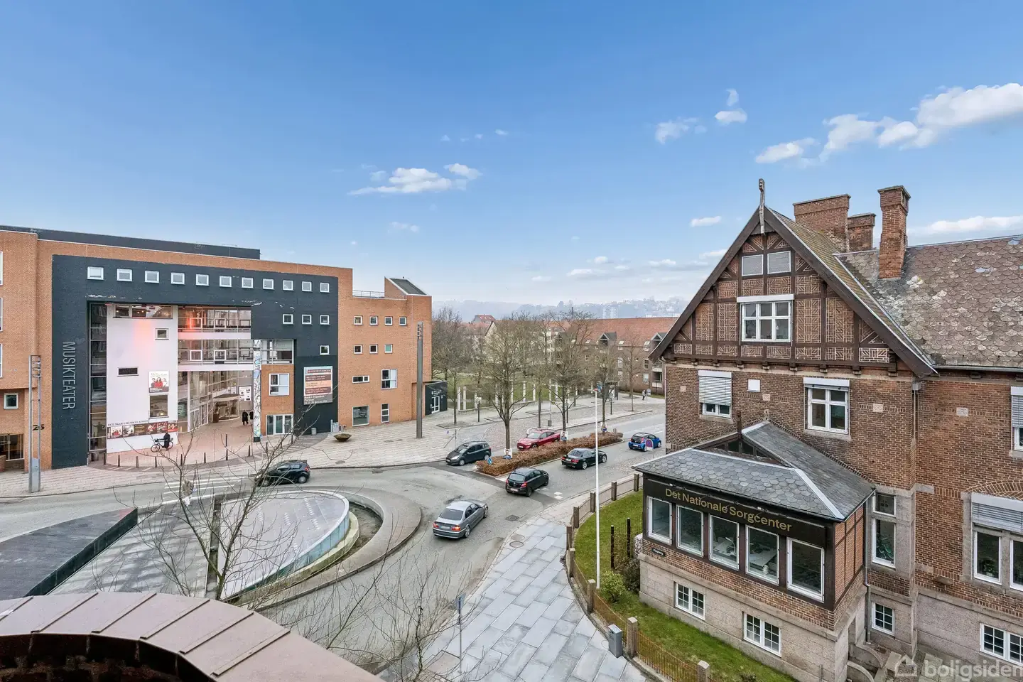 Fantastisk flot ejerlejlighed med skønne lyse opholdsstue og skøn udsigt - Visning 3