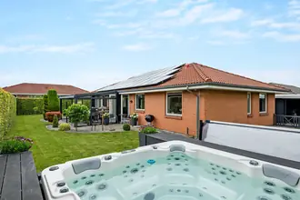 Villa på Råbroparken 56, Smørumnedre, 2765 Smørum