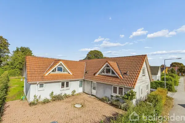 Villa på Rønne Alle 6, 9320 Hjallerup