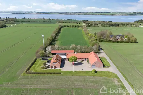 Landejendom på Vestermarken 25, 7950 Erslev