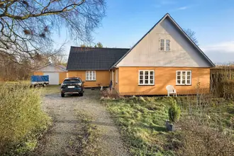 Villa på Clausholmvej 223, Tustrup Vase, 8960 Randers SØ