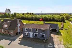Villa på Langgade 15, 8350 Hundslund